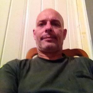 Meet your Posher, Thomas